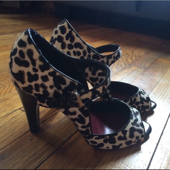 White House Black Market Shoes - Beautiful Leopard Print Heels